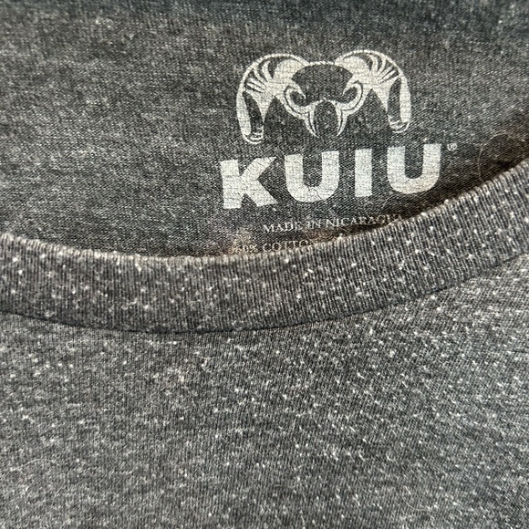 KUIU Gray Short Sleeve Tee with American Flag Design 2XL - Picture 2 of 3